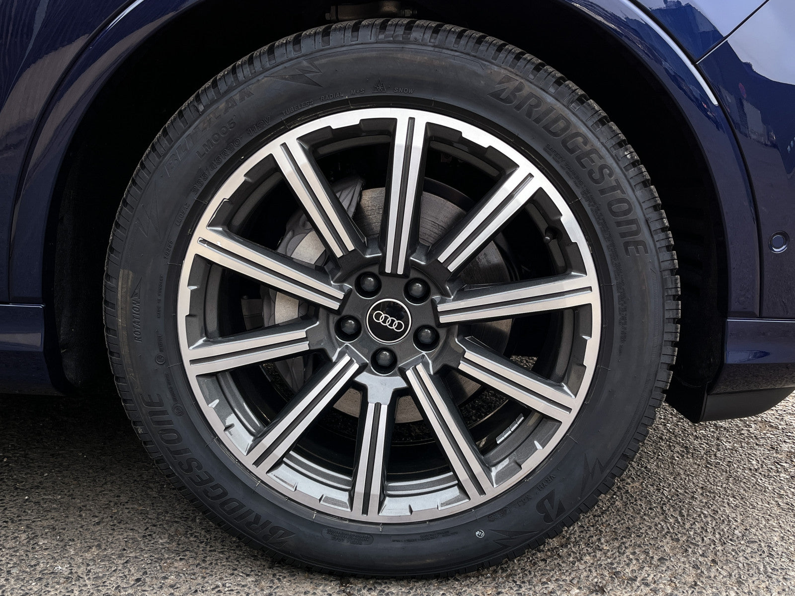 Fotografie automobilu Audi Q7 S line k pronájmu