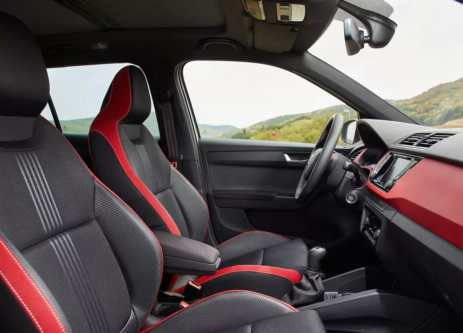 Fotografie vozu Škoda Fabia Combi Monte Carlo Plus 1.0 TSI, 81 kW, Benzinový výroba od 07/2018