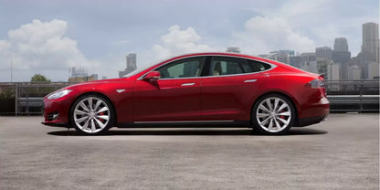 Fotografie vozu Tesla Model S Sériová 235kW, 235 kW, Elektrický, Automatická převodovka výroba 07/2015 - 04/2016