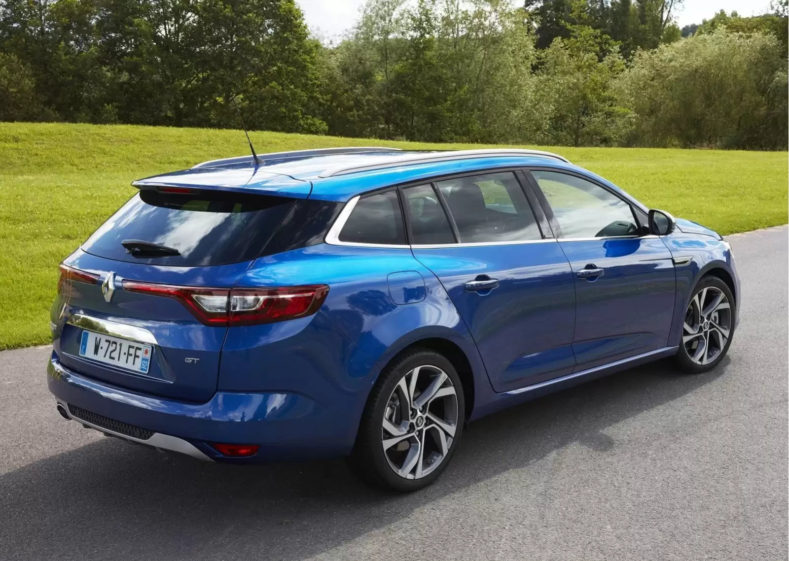 Fotografie vozu Renault Mégane Grandtour GT EDC 1.6, 151 kW, Benzinový, Automatická převodovka výroba od 07/2016