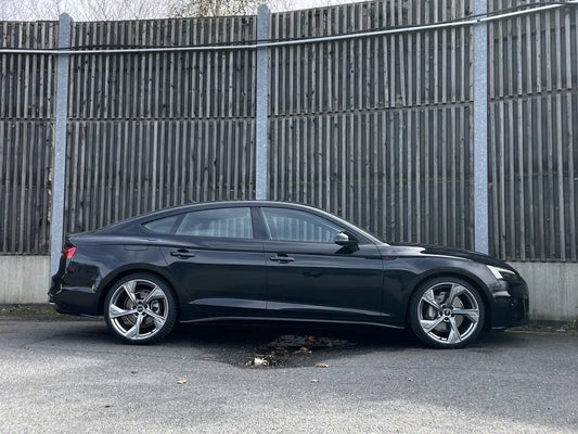 
                      Fotografie automobilu Audi A5 S line na operativní leasing | Driveto.cz. Operativní leasing pro automobily Audi
                    