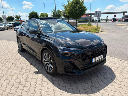 Fotografie automobilu Audi Q8 S line na operativní leasing | Driveto.cz