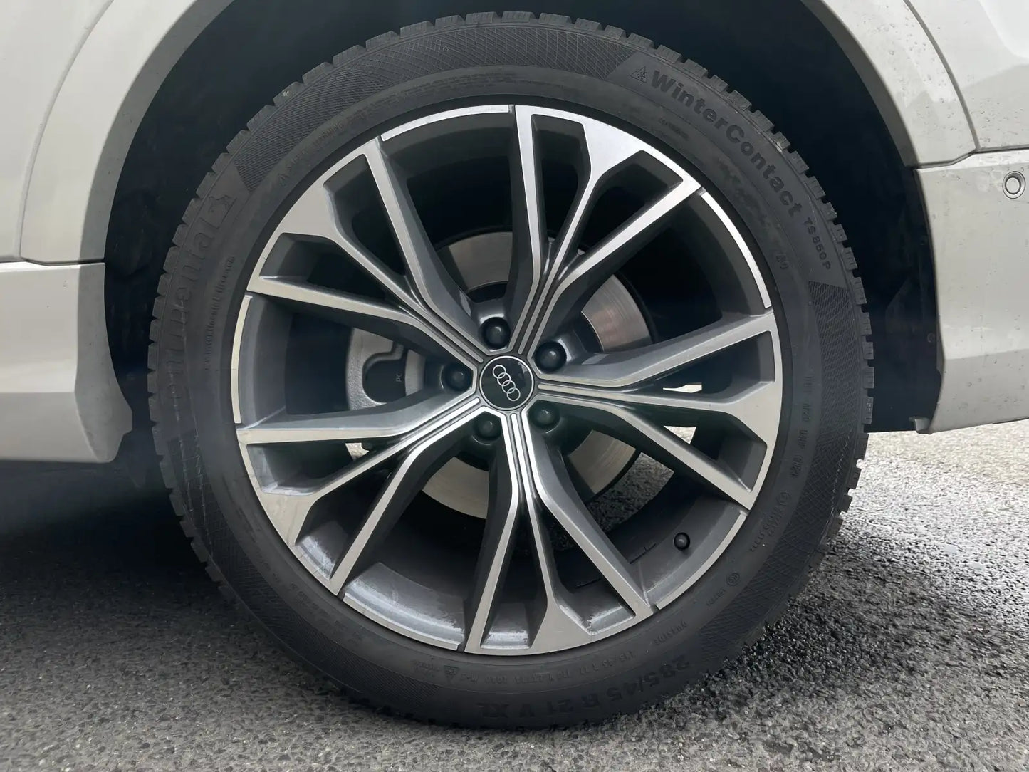 Fotografie automobilu Audi Q8 S line na operativní leasing | Driveto.cz