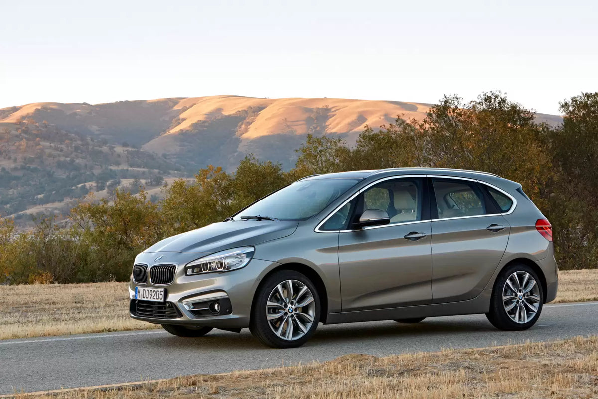 BMW Řada 2 Active Tourer 2.0, 170 kW, Benzinový, 4x4, Automatická převodovka