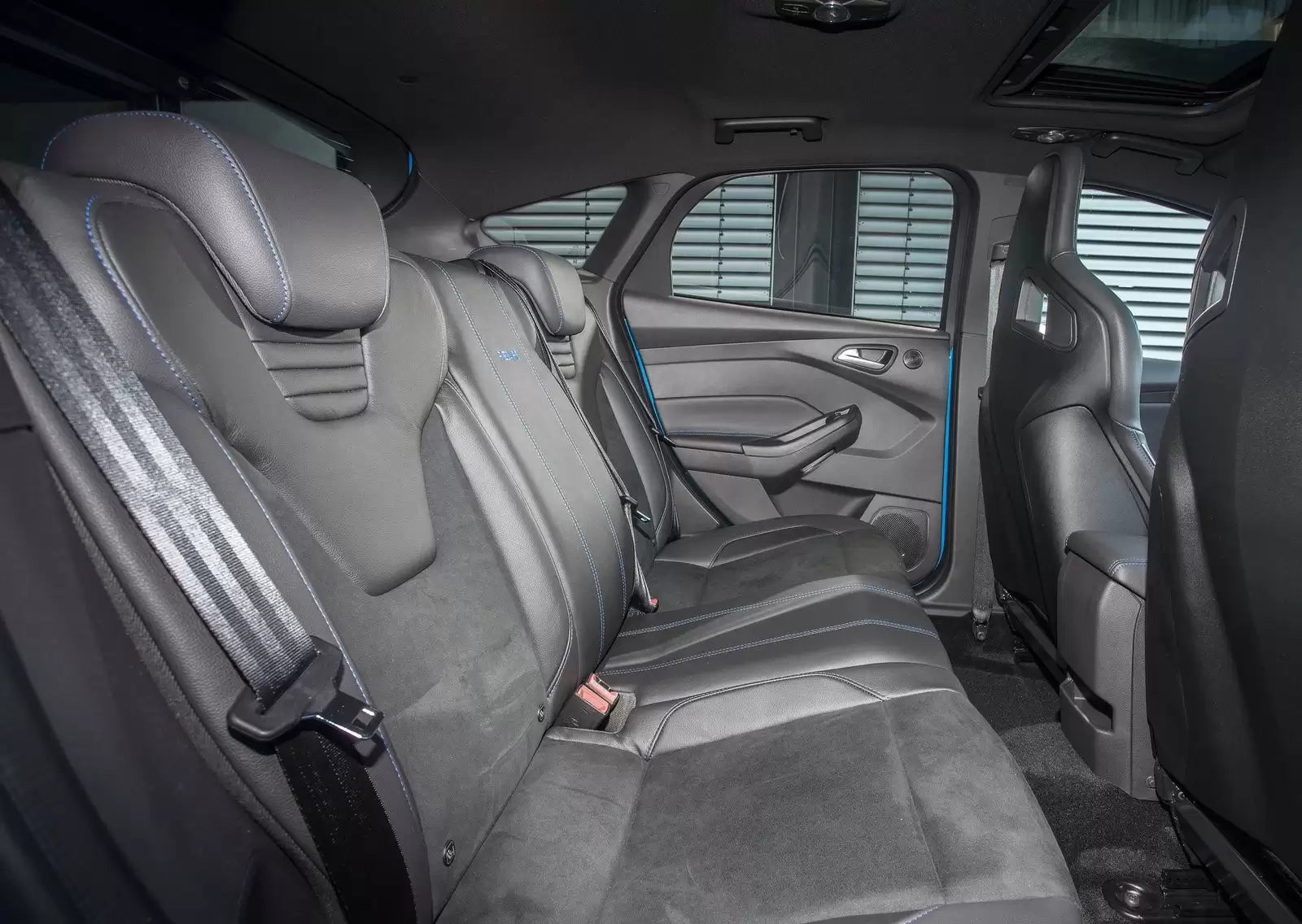 Fotografie vozu Ford Focus RS Sériová 2.3, 257 kW, Benzinový, 4x4 výroba od 03/2016