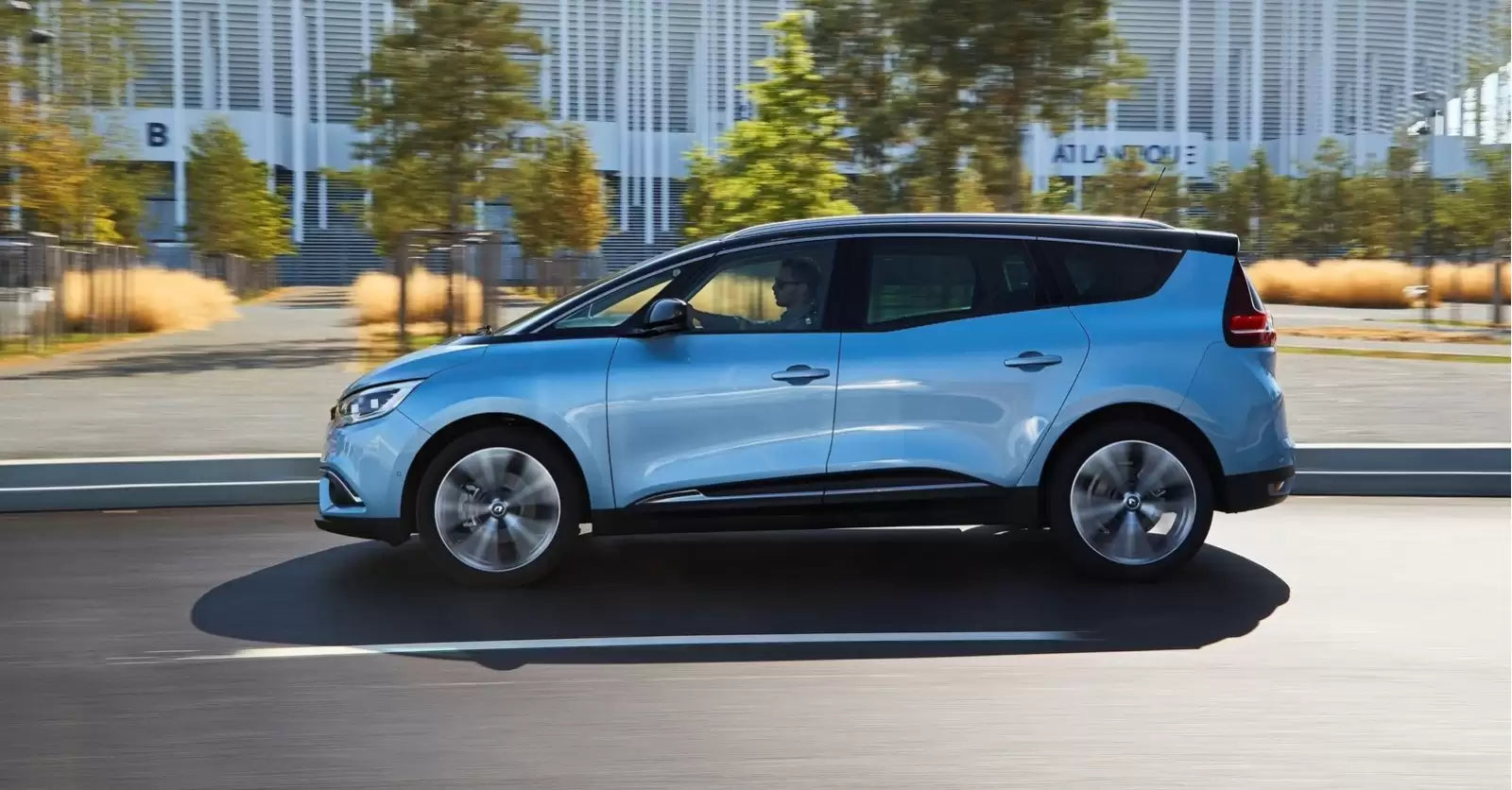 Fotografie vozu Renault Grand Scénic Bose Edition 1.6, 96 kW, Naftový výroba od 11/2016