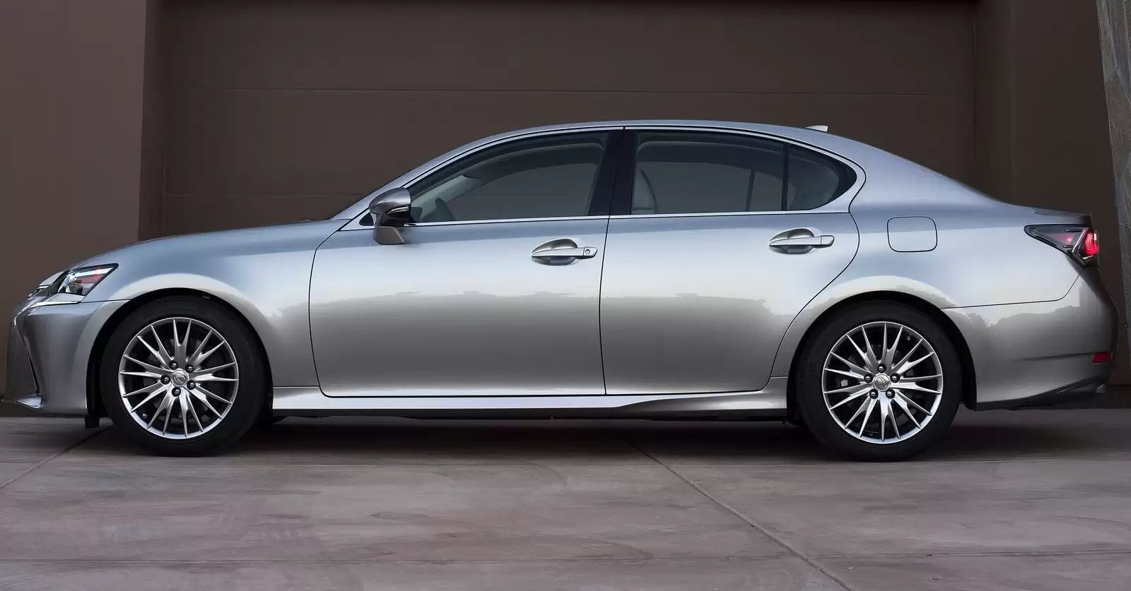 Fotografie vozu Lexus GS Executive 2.5, 164 kW, Hybridní, Automatická převodovka výroba od 08/2015