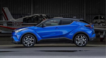 Fotografie vozu Toyota C-HR Flow Multidrive S 1.2, 85 kW, Benzinový, 4x4, Automatická převodovka výroba od 10/2016