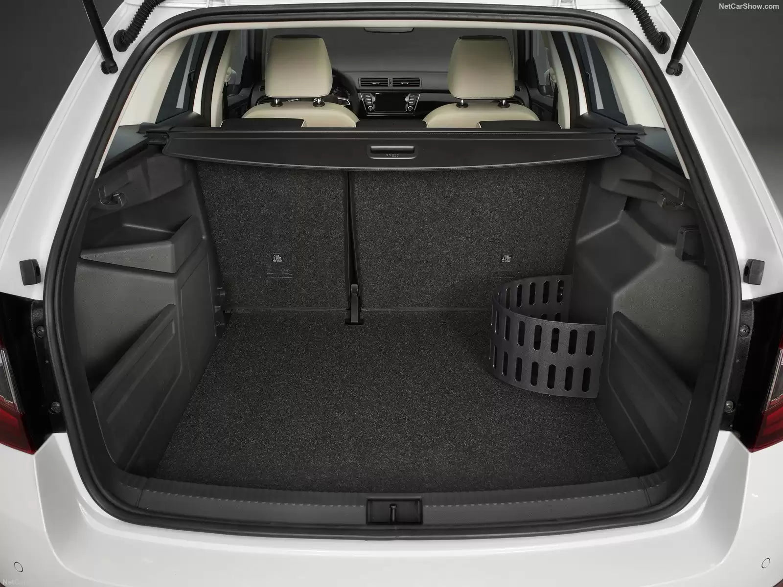 Fotografie vozu Škoda Fabia Combi Active 1.0 TSI, 70 kW, Benzinový výroba od 06/2018