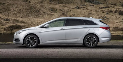 Fotografie vozu Hyundai i40 Kombi Experience DCT 1.7, 104 kW, Naftový, Automatická převodovka výroba od 09/2015