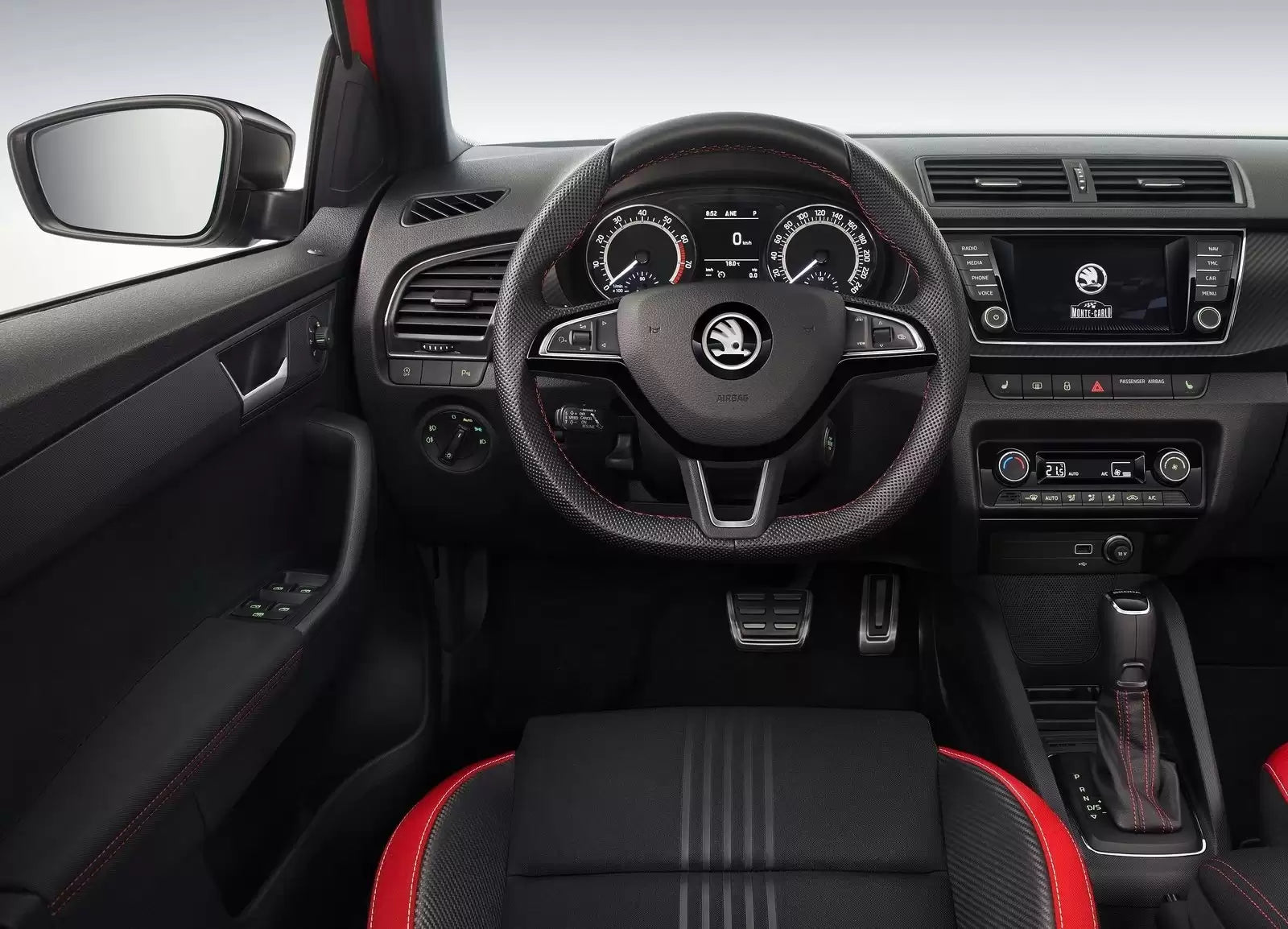 Fotografie vozu Škoda Fabia Style Plus 1.0 TSI, 81 kW, Benzinový, Automatická převodovka výroba od 07/2018