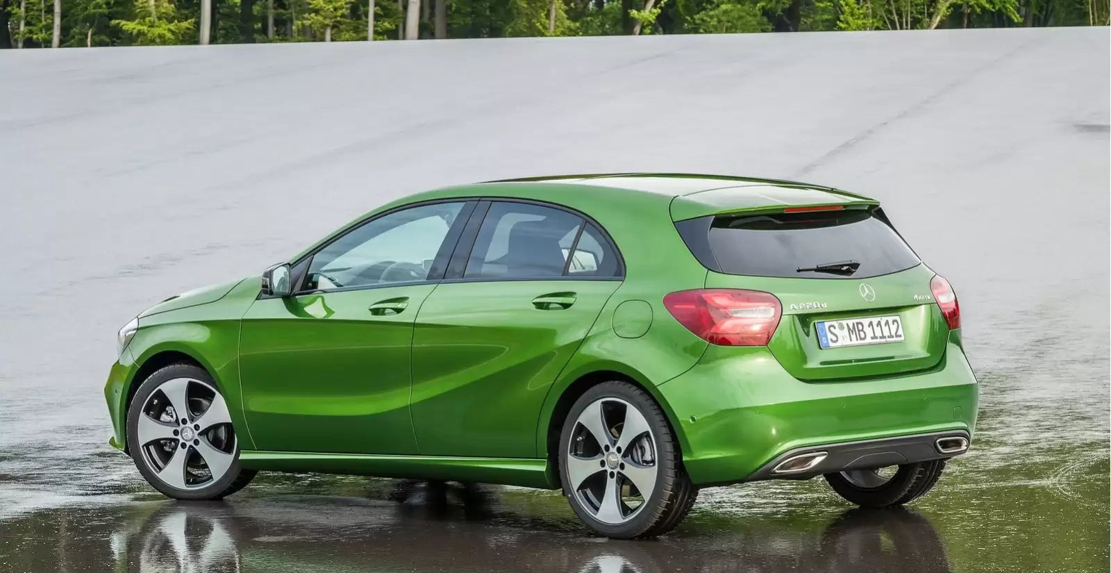 Fotografie vozu Mercedes-Benz Třída A AMG Line 1.5, 80 kW, Naftový, Automatická převodovka výroba od 09/2015