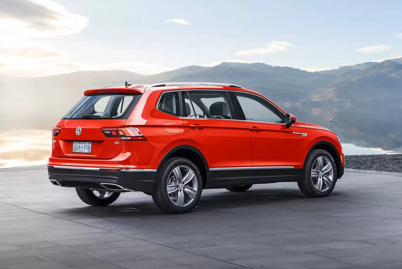 Fotografie vozu Volkswagen Tiguan Allspace Comfortline 1.5, 110 kW, Benzinový, Automatická převodovka výroba od 07/2018