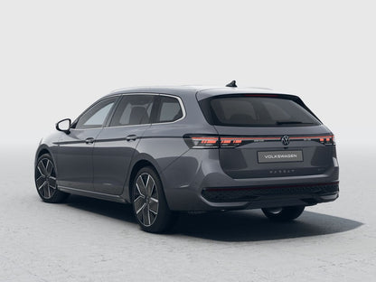 Fotografie automobilu Volkswagen Passat R-Line People k pronájmu