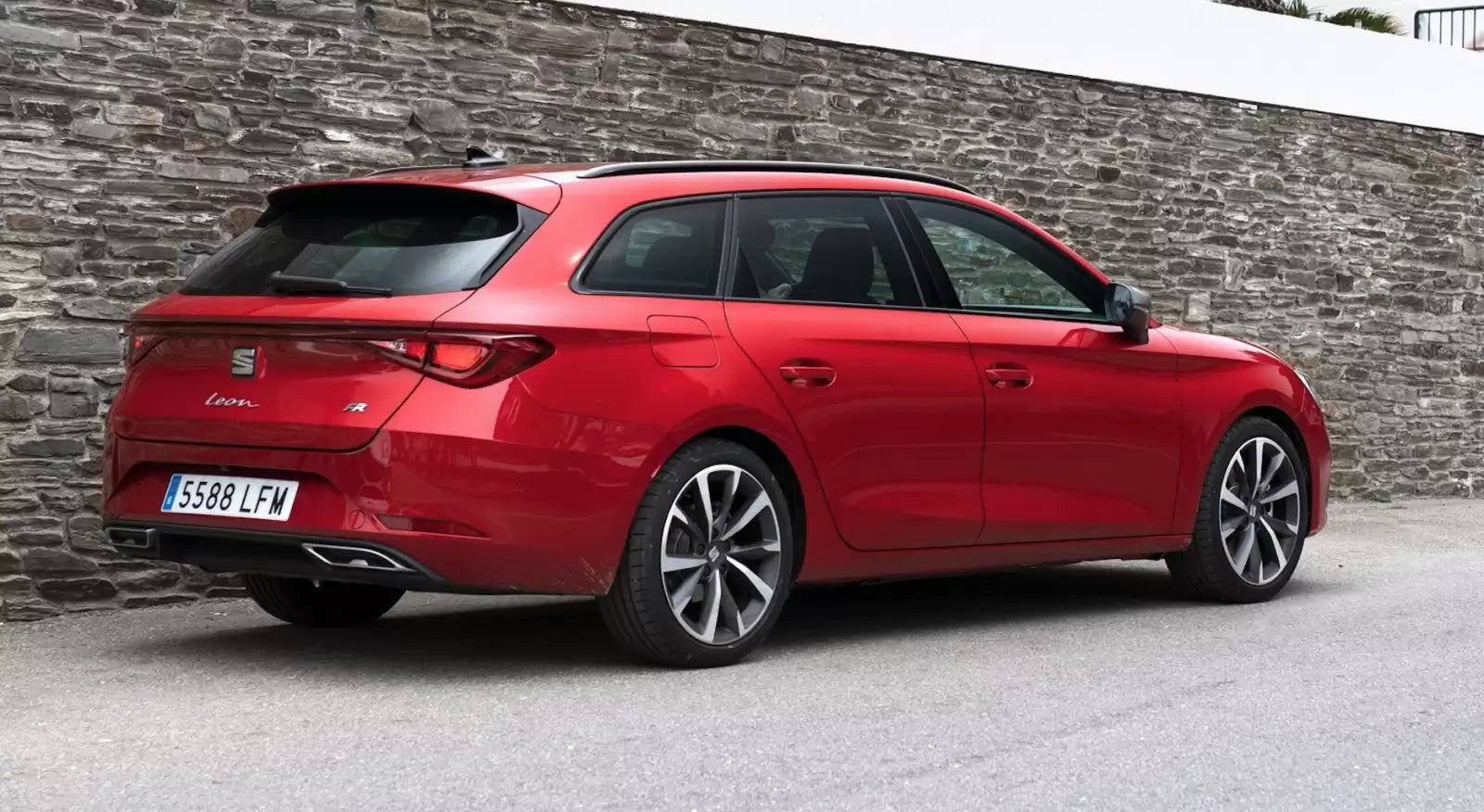 Fotografie vozu SEAT Leon Sportstourer FR 1.5, 110 kW, Hybridní, automatická převodovka výroba od 04/2020