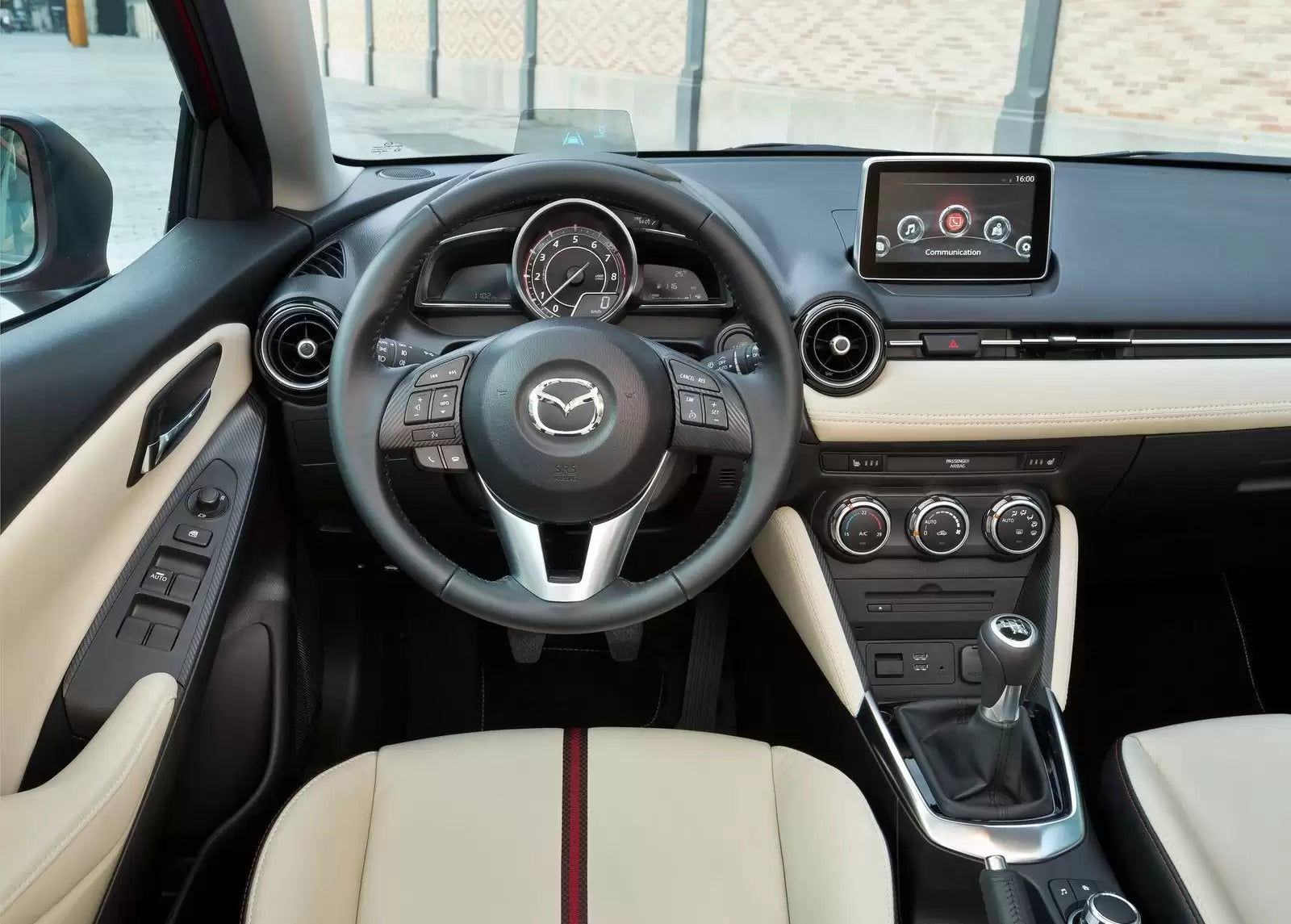 Fotografie vozu Mazda 2 Center-Line 1.5, 77 kW, Naftový výroba od 06/2015
