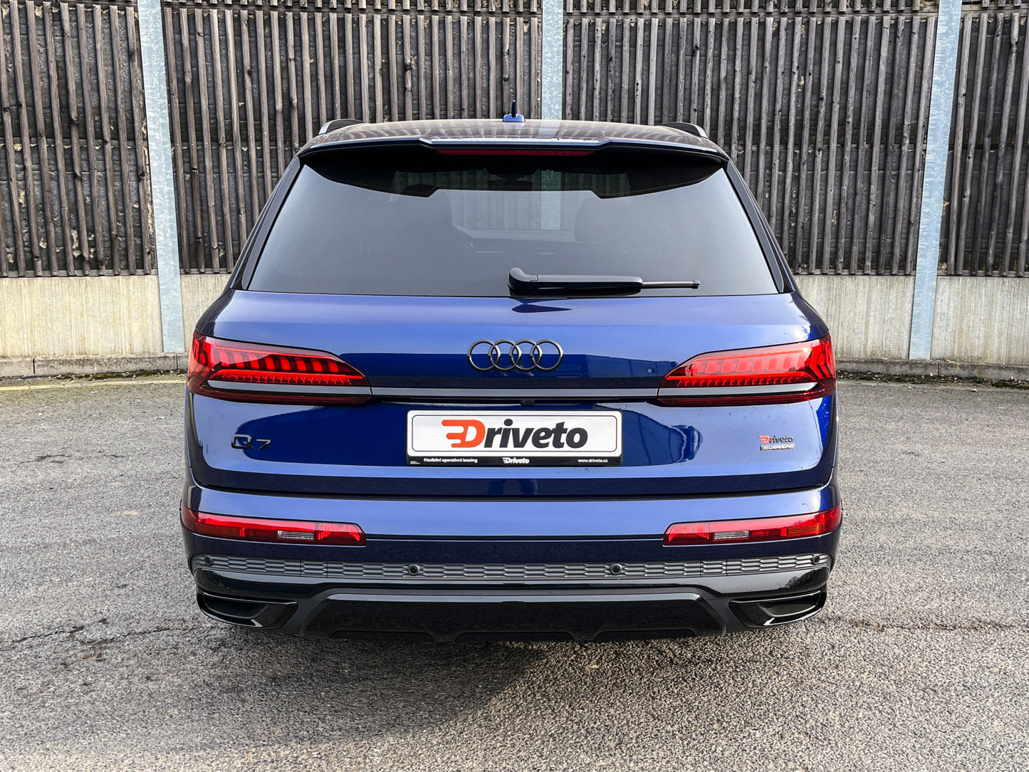 Fotografie automobilu Audi Q7 S line k pronájmu