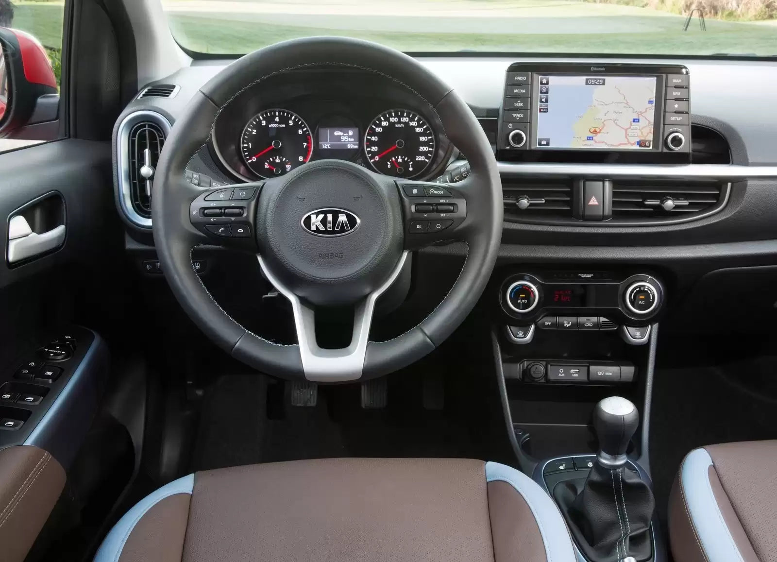 Fotografie vozu KIA Picanto Spirit 1.2, 63 kW, Benzinový, Automatická převodovka výroba od 04/2015