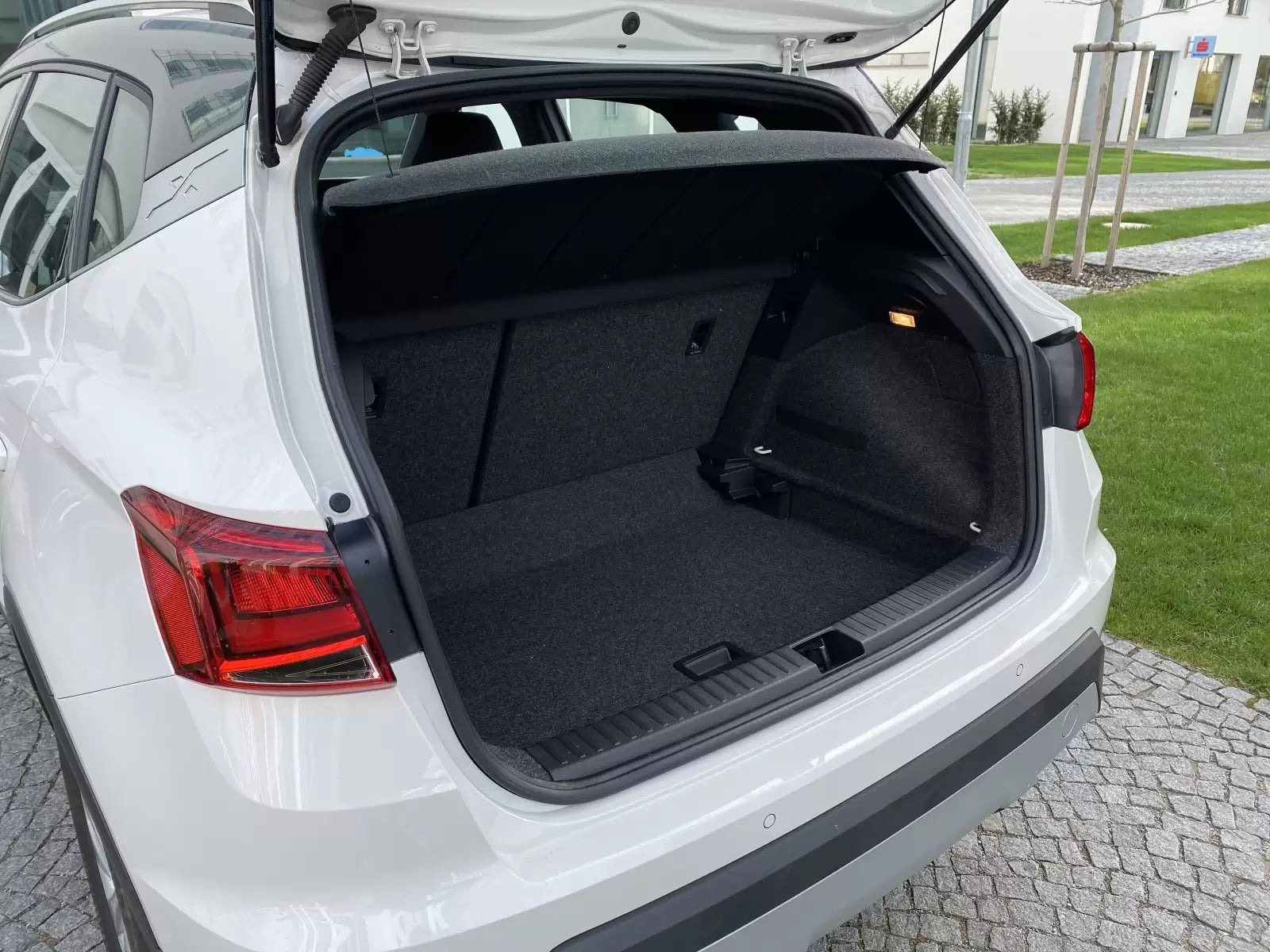 Fotografie vozu SEAT Arona FR 1.0, 85 kW, Benzinový výroba od 11/2017