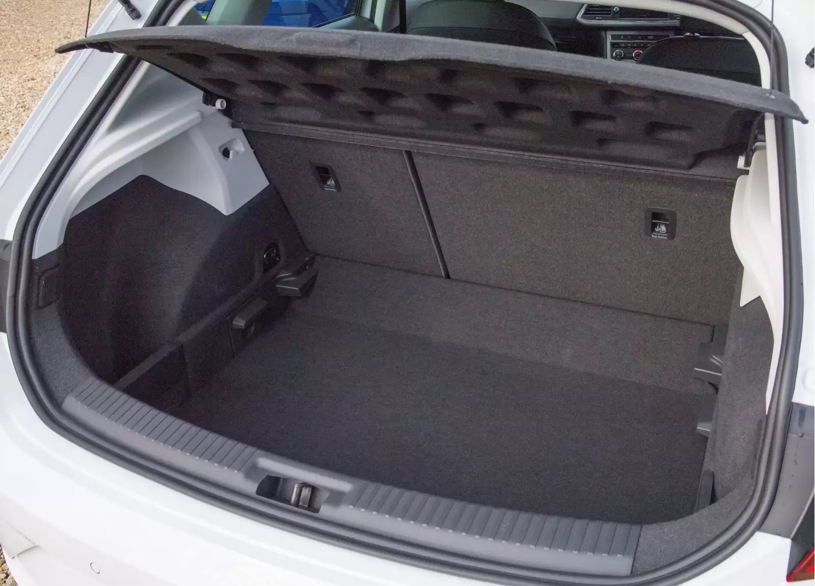 Fotografie vozu SEAT Leon Reference 1.0, 85 kW, Benzinový výroba od 11/2016