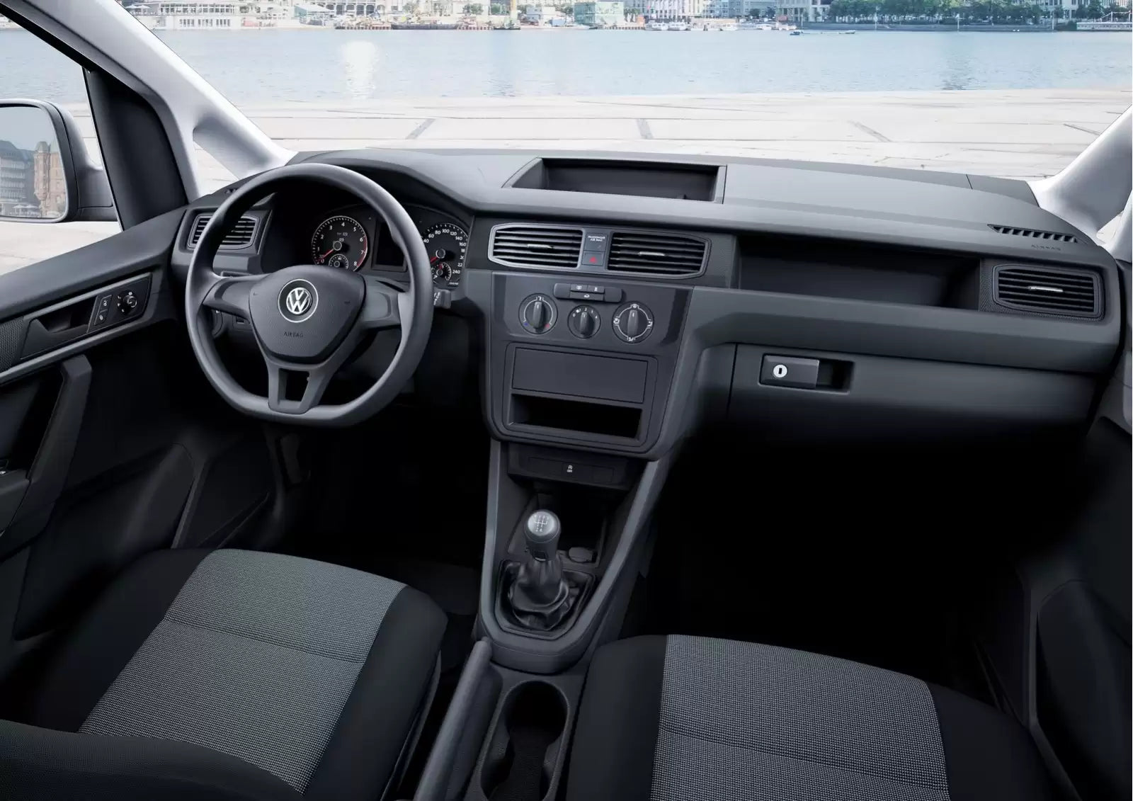 Fotografie vozu Volkswagen Caddy Kombi Sériová 2.0 TDI BMT, 55 kW, Naftový výroba od 06/2015