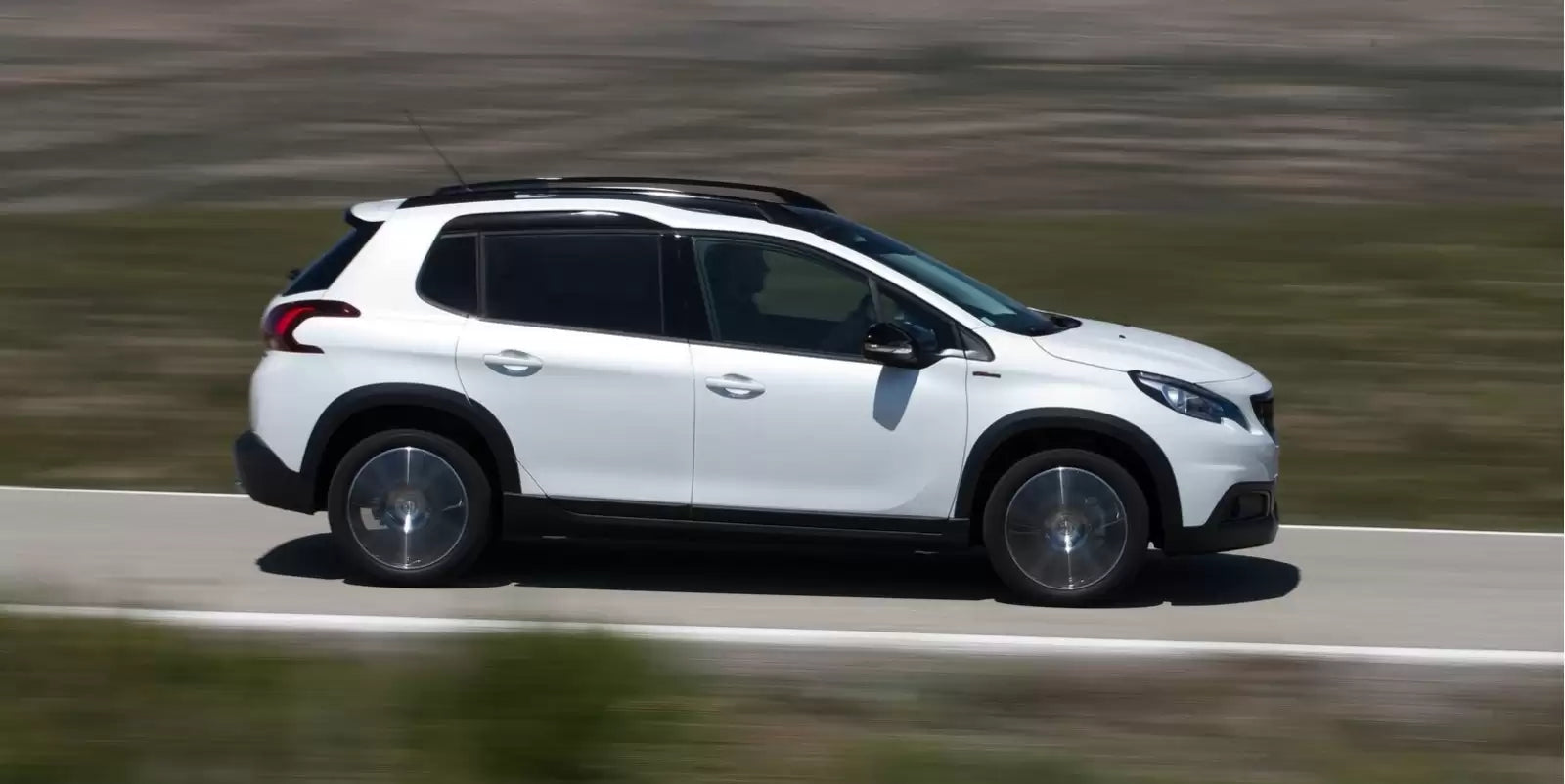 Fotografie vozu Peugeot 2008 Active 1.2, 81 kW, Benzinový výroba od 04/2016
