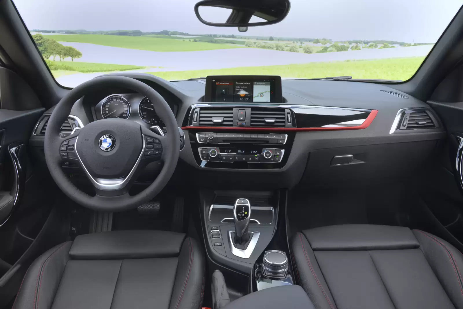 Fotografie vozu BMW Řada 1 Advantage 1.5, 100 kW, Benzinový výroba od 07/2015
