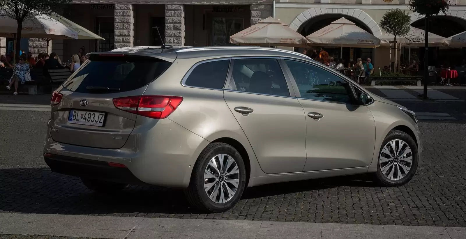 Fotografie vozu KIA cee´d Sportswagon Exclusive 1.6, 99 kW, Benzinový výroba od 09/2015