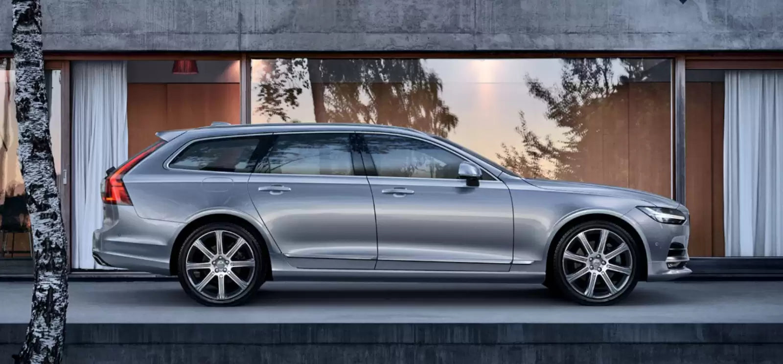 Fotografie vozu Volvo V90 Inscription 2.0, 140 kW, Naftový, Automatická převodovka výroba od 09/2016