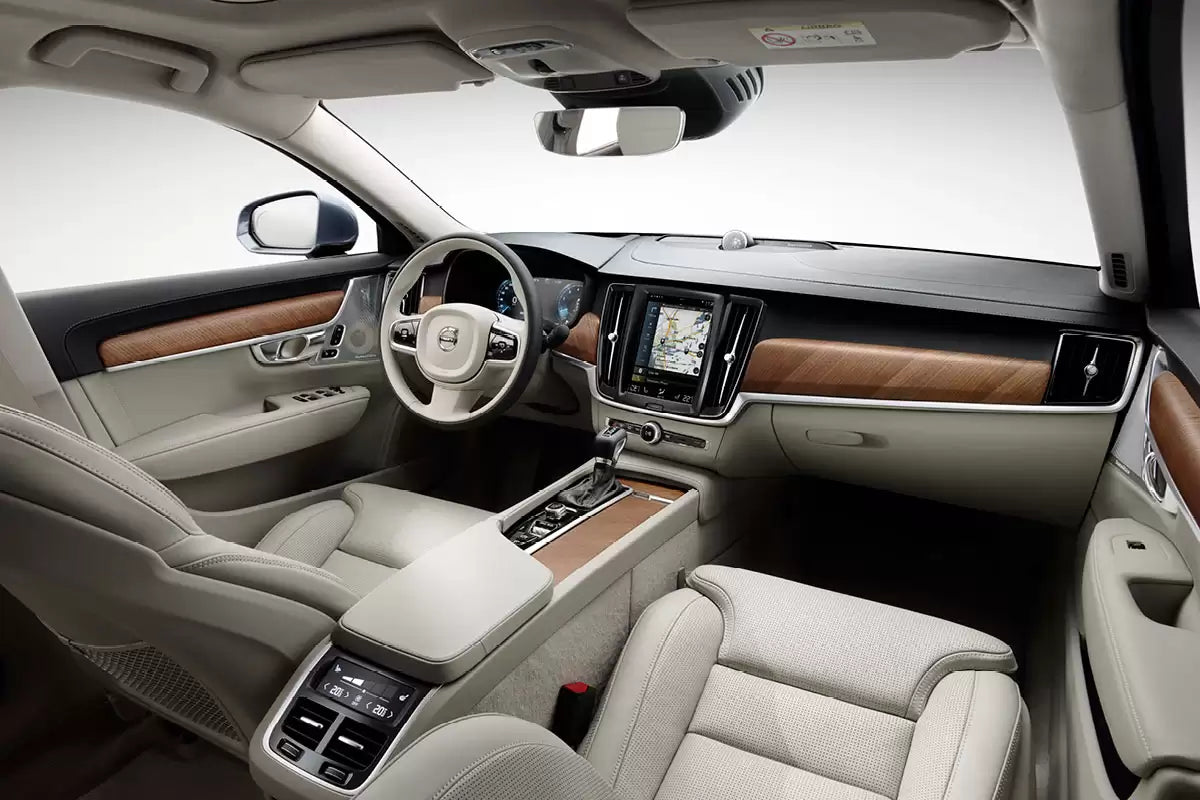 Fotografie vozu Volvo S90 Inscription 2.0, 140 kW, Naftový, Automatická převodovka výroba od 07/2016