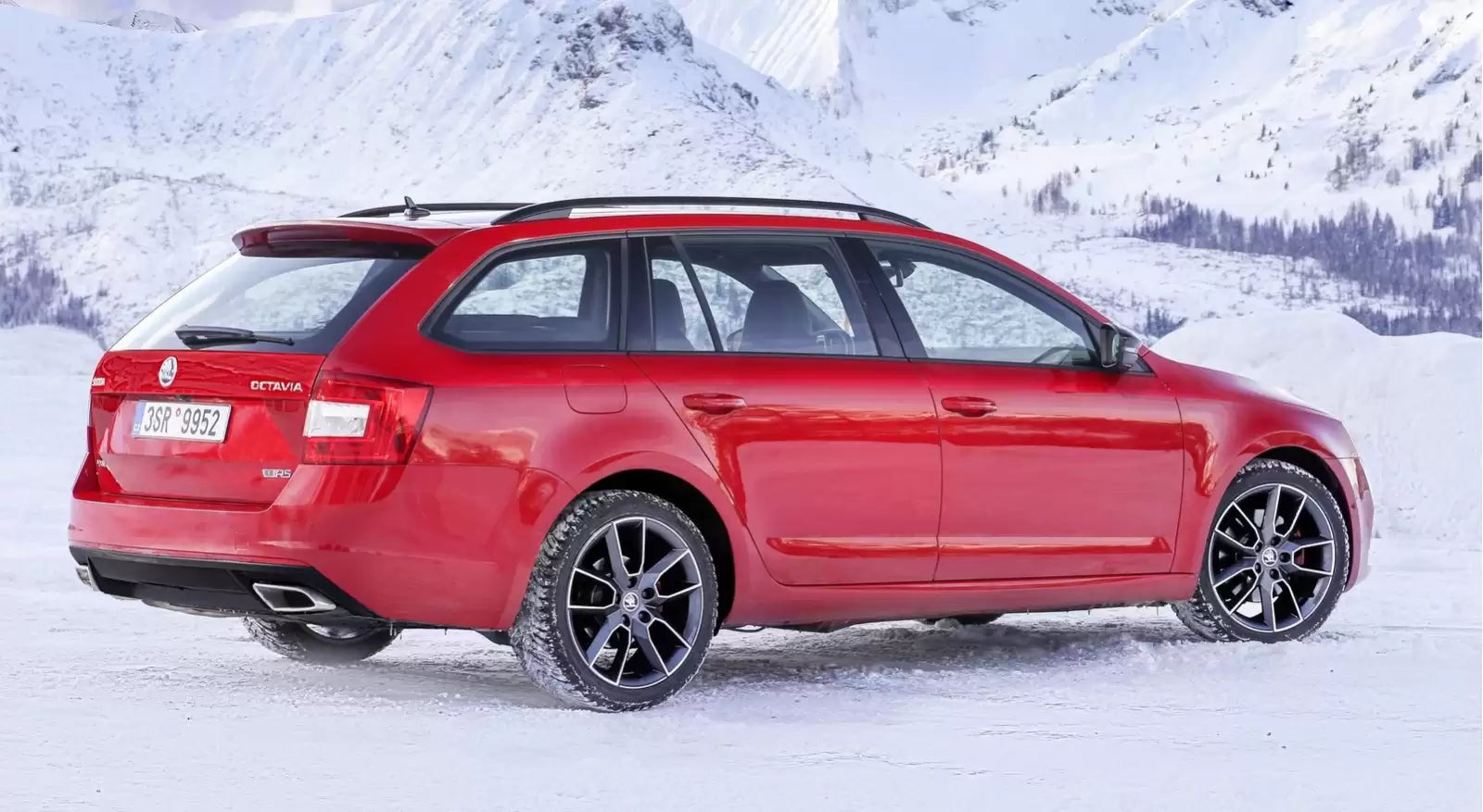 Fotografie vozu Škoda Octavia RS Combi Sériová 2.0 TDI, 135 kW, Naftový, Automatická převodovka výroba od 01/2017