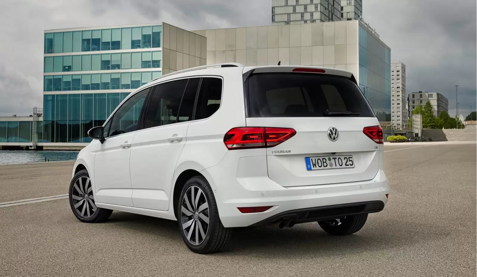 Fotografie vozu Volkswagen Touran Comfortline 2.0 TDI BMT, 110 kW, Naftový výroba od 09/2015