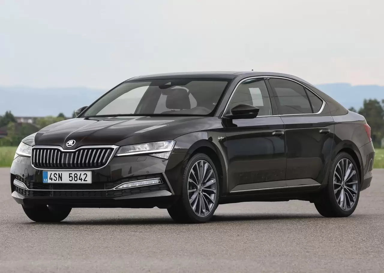 Škoda Superb 2.0 TSI, 140 kW, Benzínový, Automatická převodovka