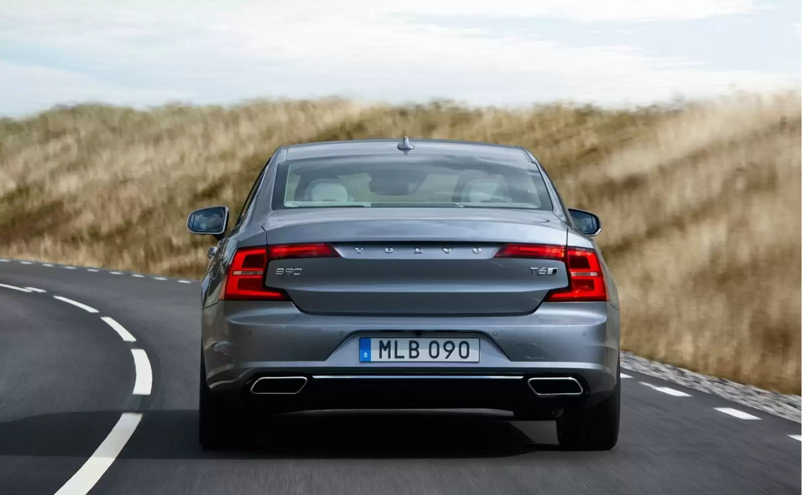 Fotografie vozu Volvo S90 Inscription 2.0 D5, 173 kW, Naftový, 4x4, Automatická převodovka výroba od 07/2016