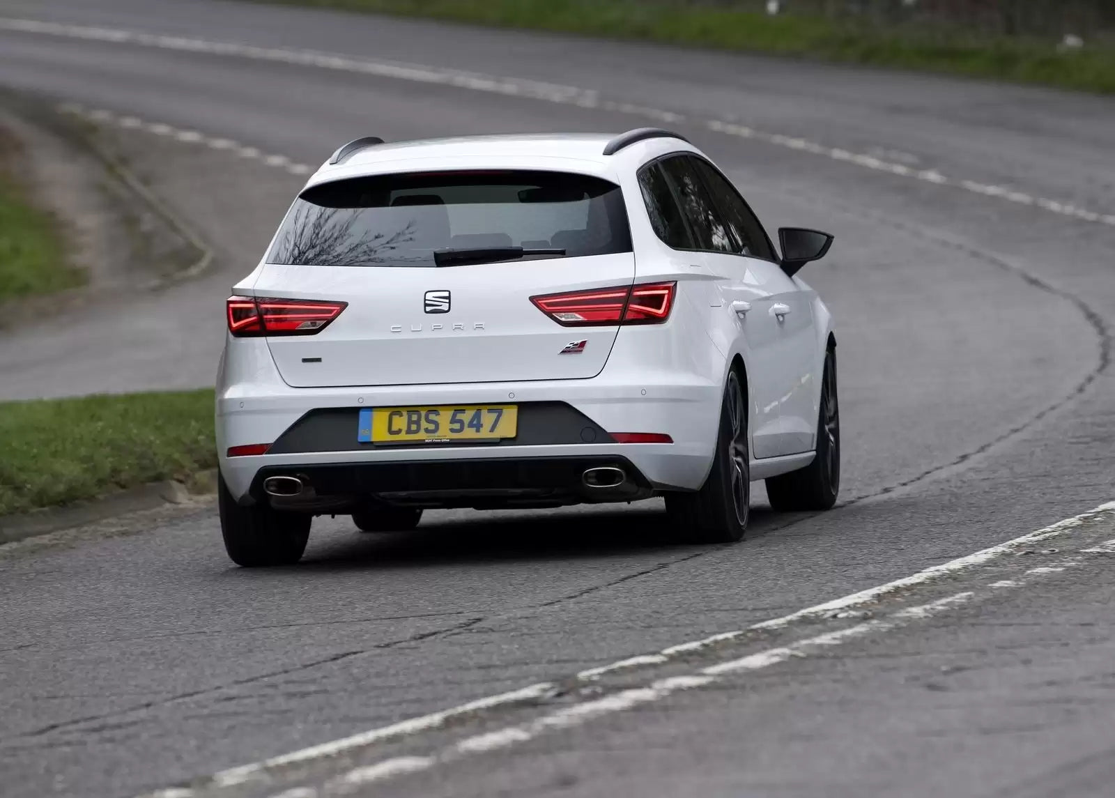 Fotografie vozu SEAT Leon ST Cupra Cupra 300, 221 kW, Benzinový výroba od 04/2017