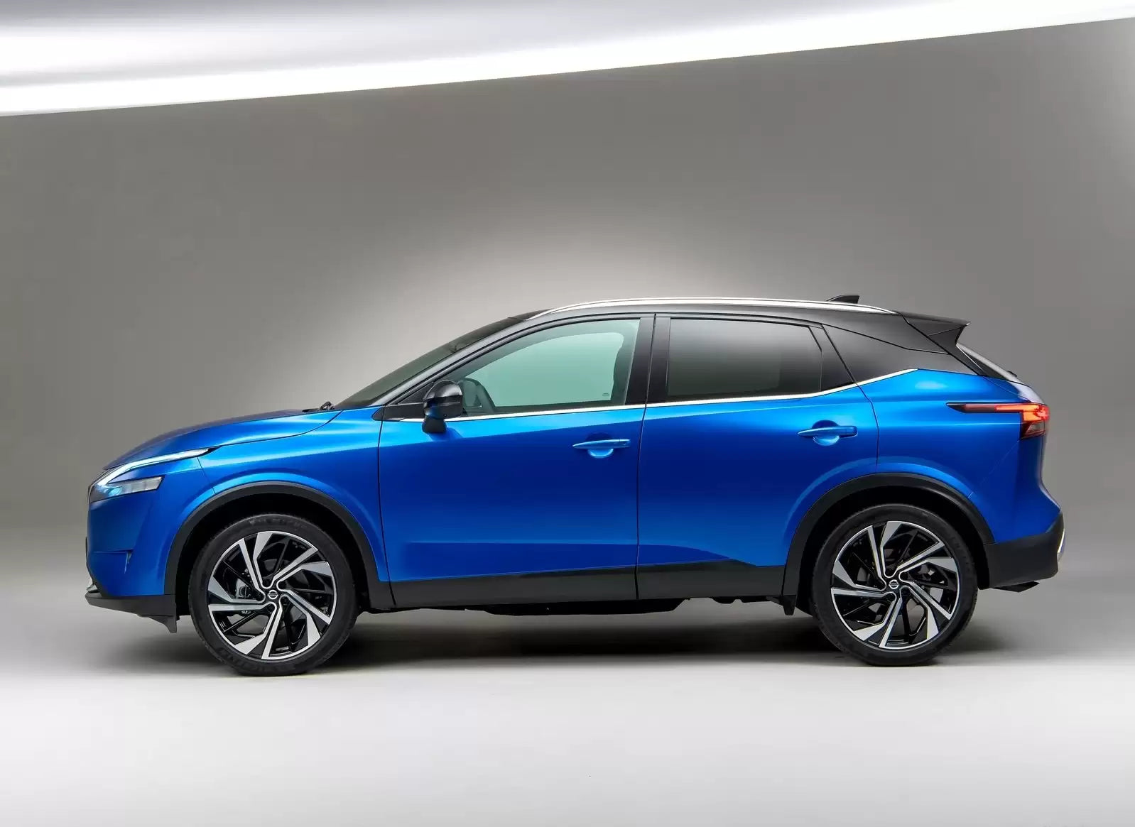 Fotografie vozu Nissan Qashqai Acenta 1.3 DIG-T MHEV, 103kw, Mild Hybrid výroba od 10/2021