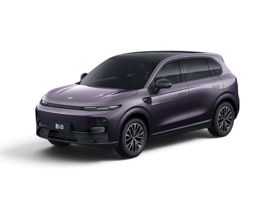 
                    Fotografie automobilu Leapmotor B10 Design na operativní leasing | Driveto.cz. Operativní leasing pro automobily Leapmotor
                  