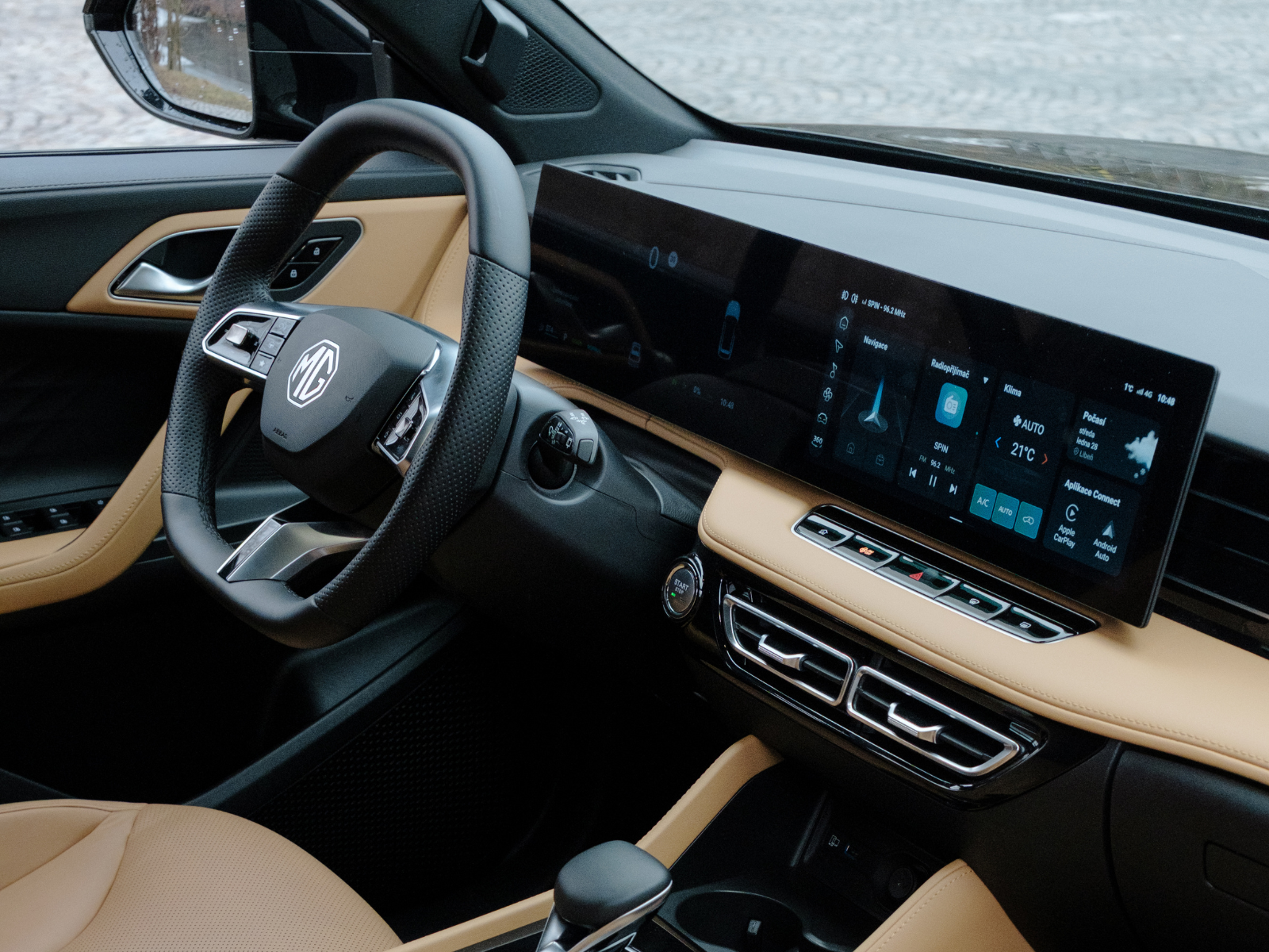 Fotografie automobilu MG HS Exclusive na operativní leasing | Driveto.cz