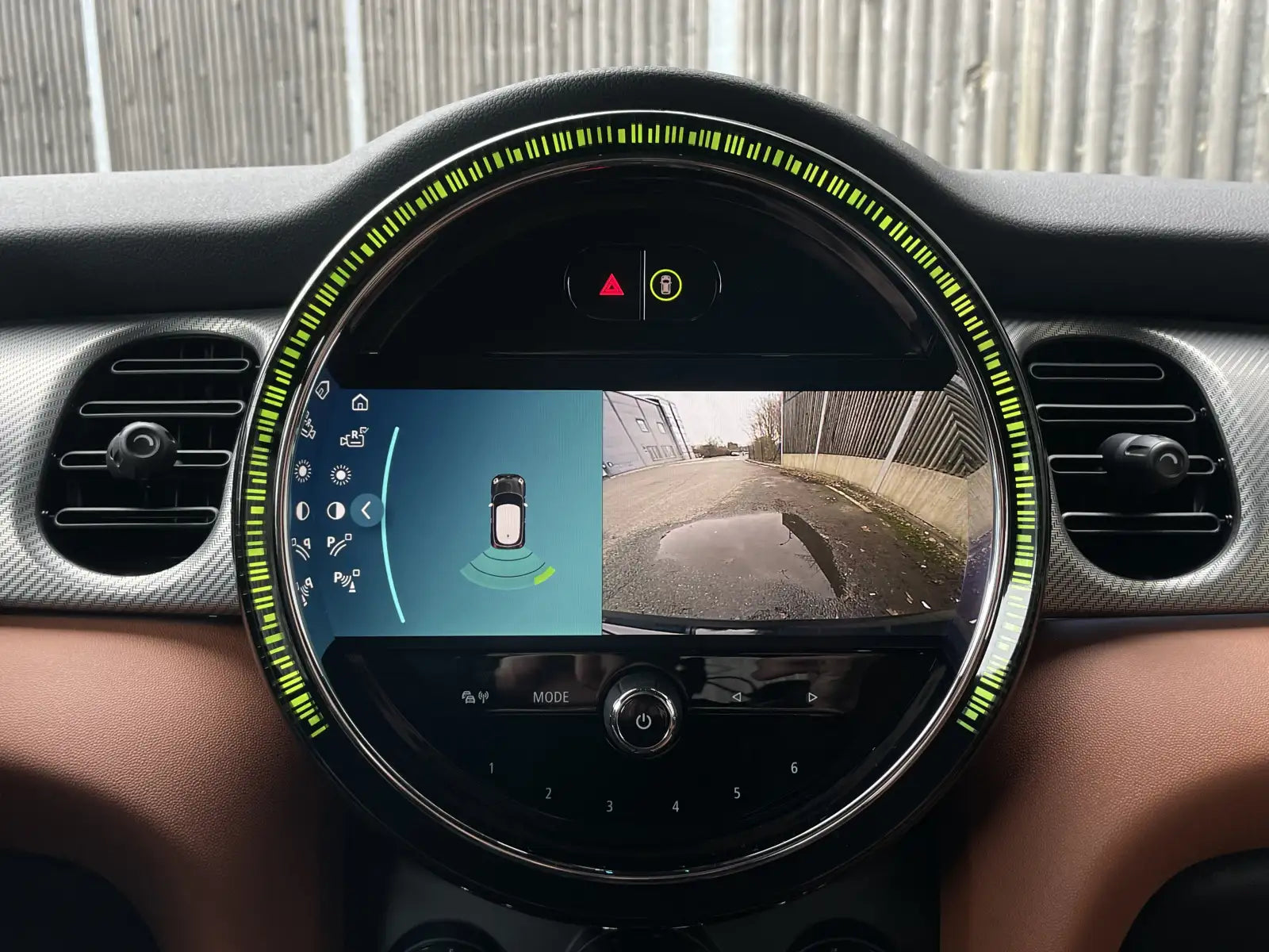 Fotografie automobilu MINI SE na operativní leasing | Driveto.cz