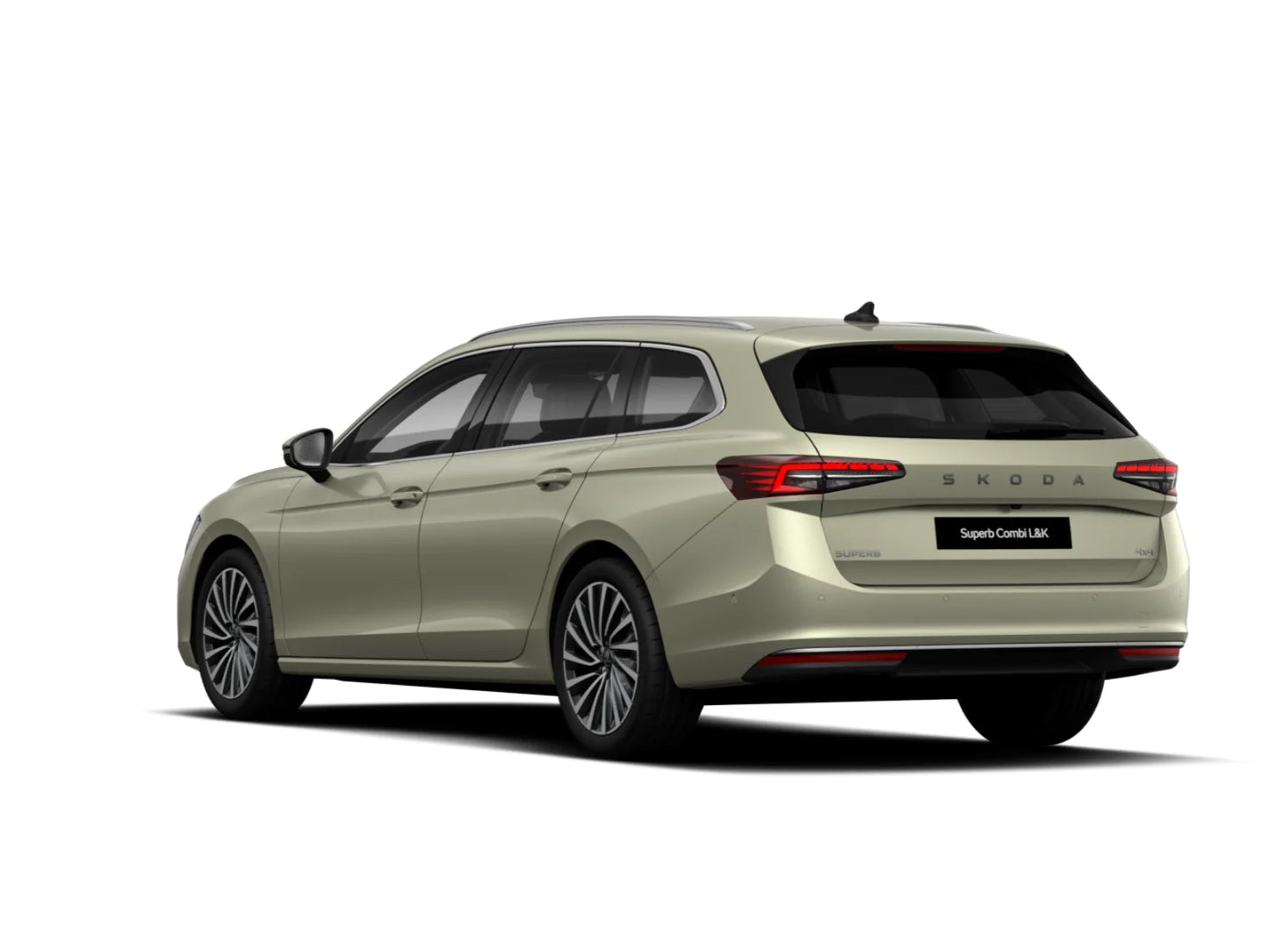 Fotografie automobilu Škoda Superb Combi L&K 4x4 na operativní leasing | Driveto.cz
