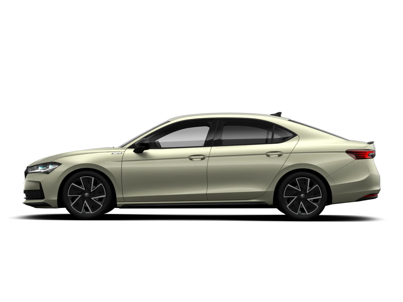 Fotografie automobilu Škoda Superb Sportline na operativní leasing | Driveto.cz