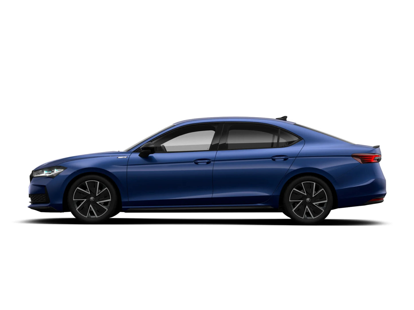 Fotografie automobilu Škoda Superb Sportline na operativní leasing | Driveto.cz