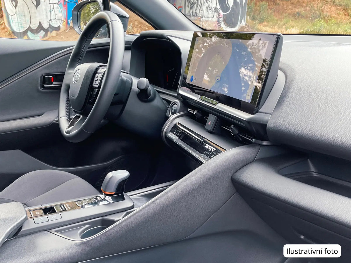Fotografie automobilu Toyota C-HR na operativní leasing | Driveto.cz