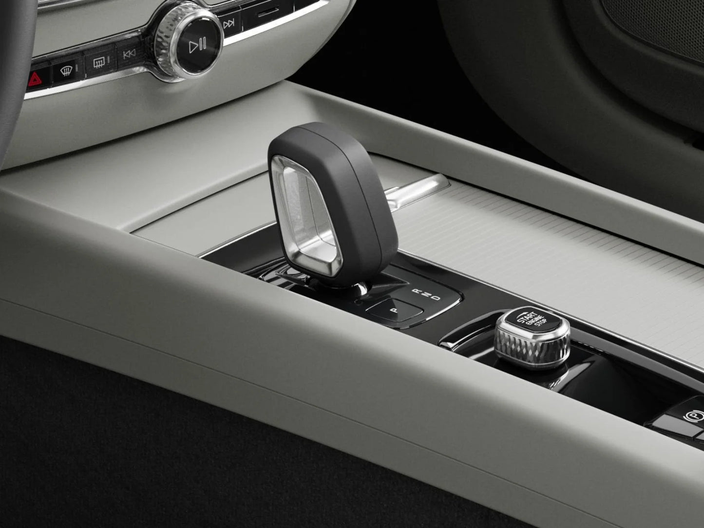 Fotografie automobilu Volvo V60 Core na operativní leasing | Driveto.cz