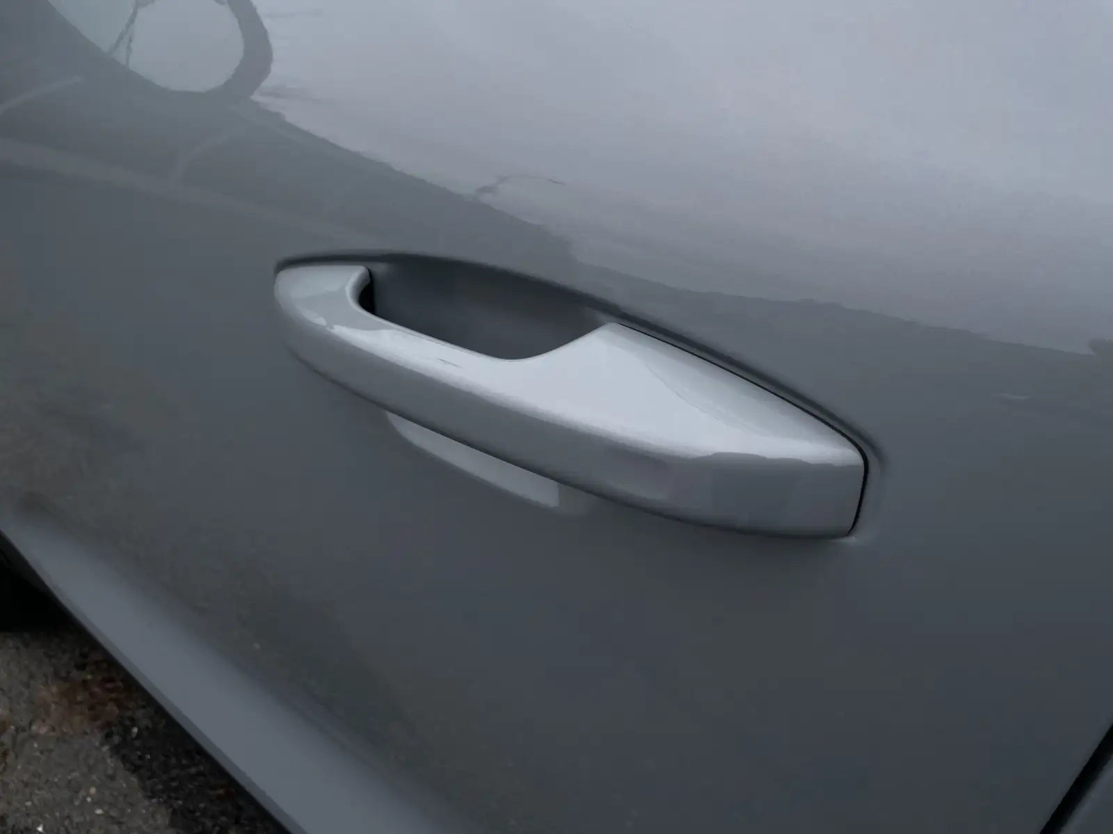 Fotografie automobilu Volvo XC40 Plus Dark na operativní leasing | Driveto.cz