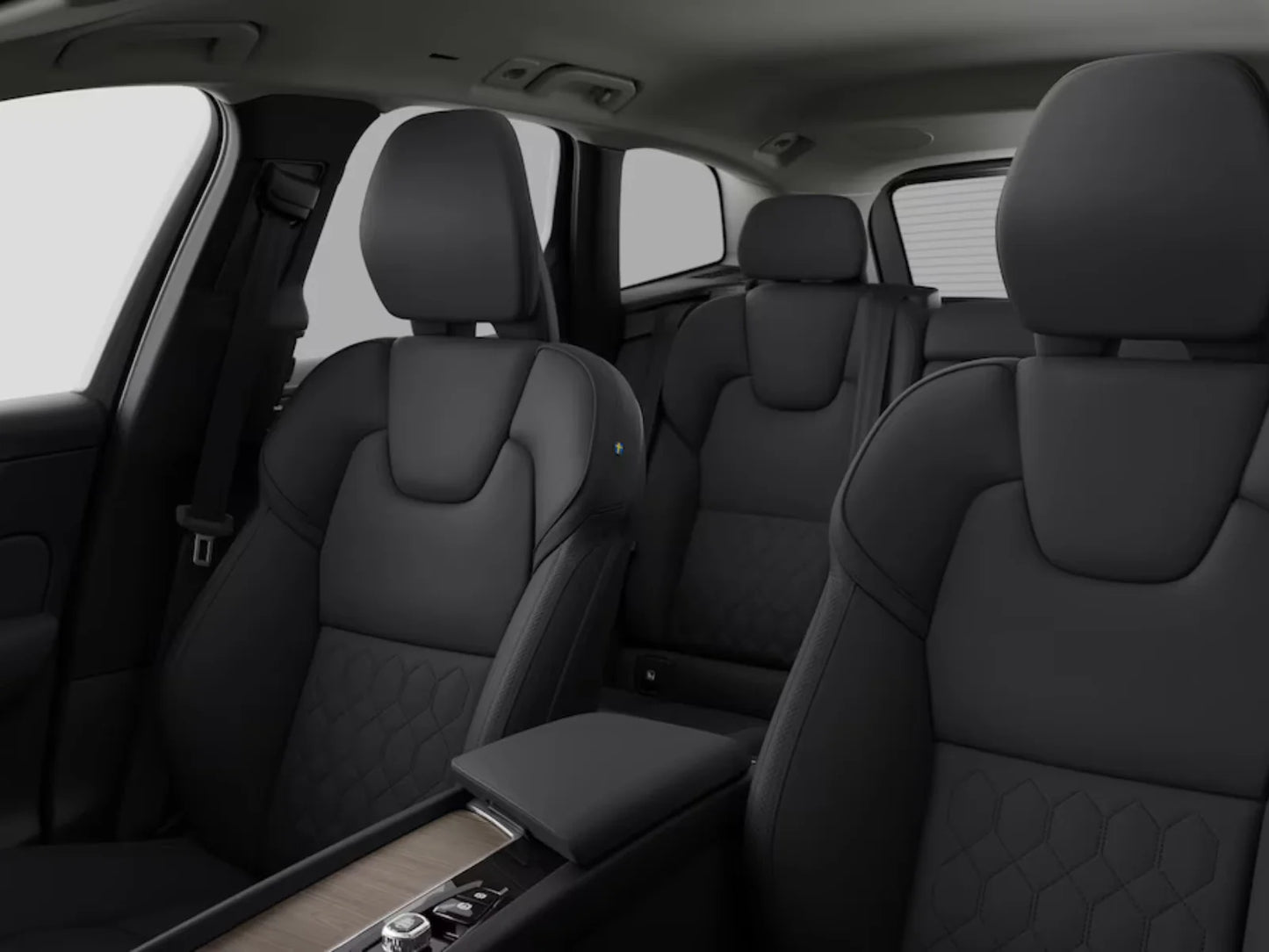 Volvo XC60 Plus Dark 2.0 B5 184 kW Natural 95 Automatická převodovka